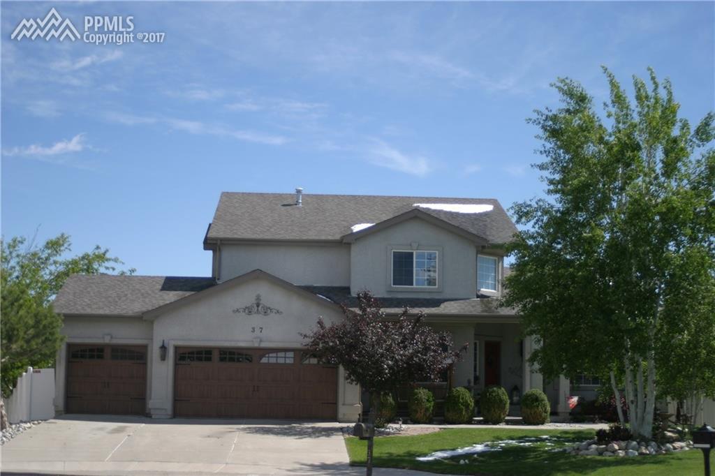 37 Pasadena Drive - Photo 1
