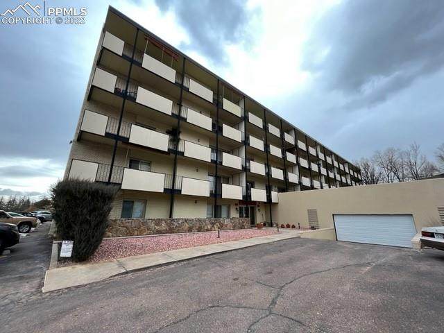 777 Saturn Drive - Photo 1