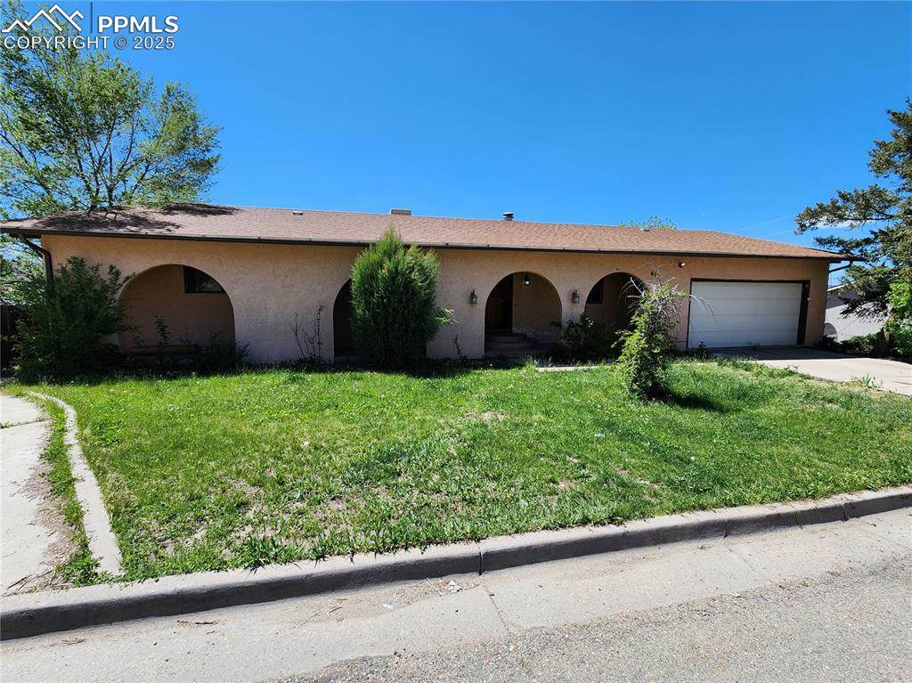 611 Indiana Avenue - Photo 1