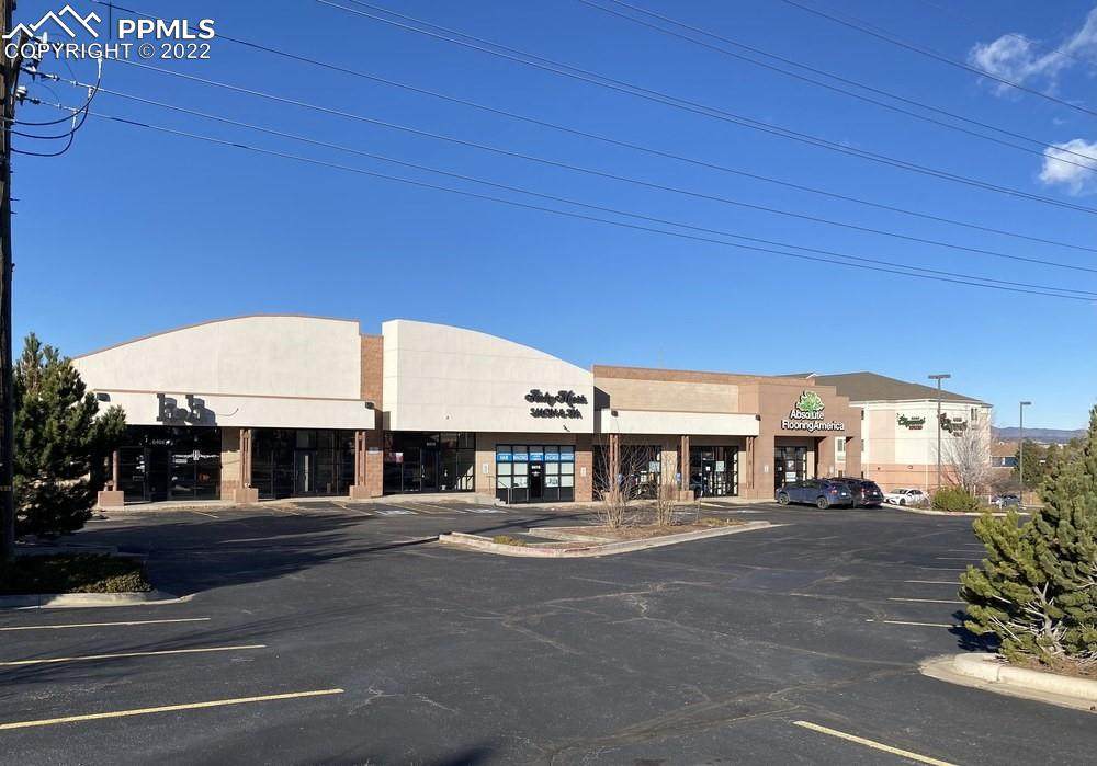 6418 Academy Boulevard - Photo 1