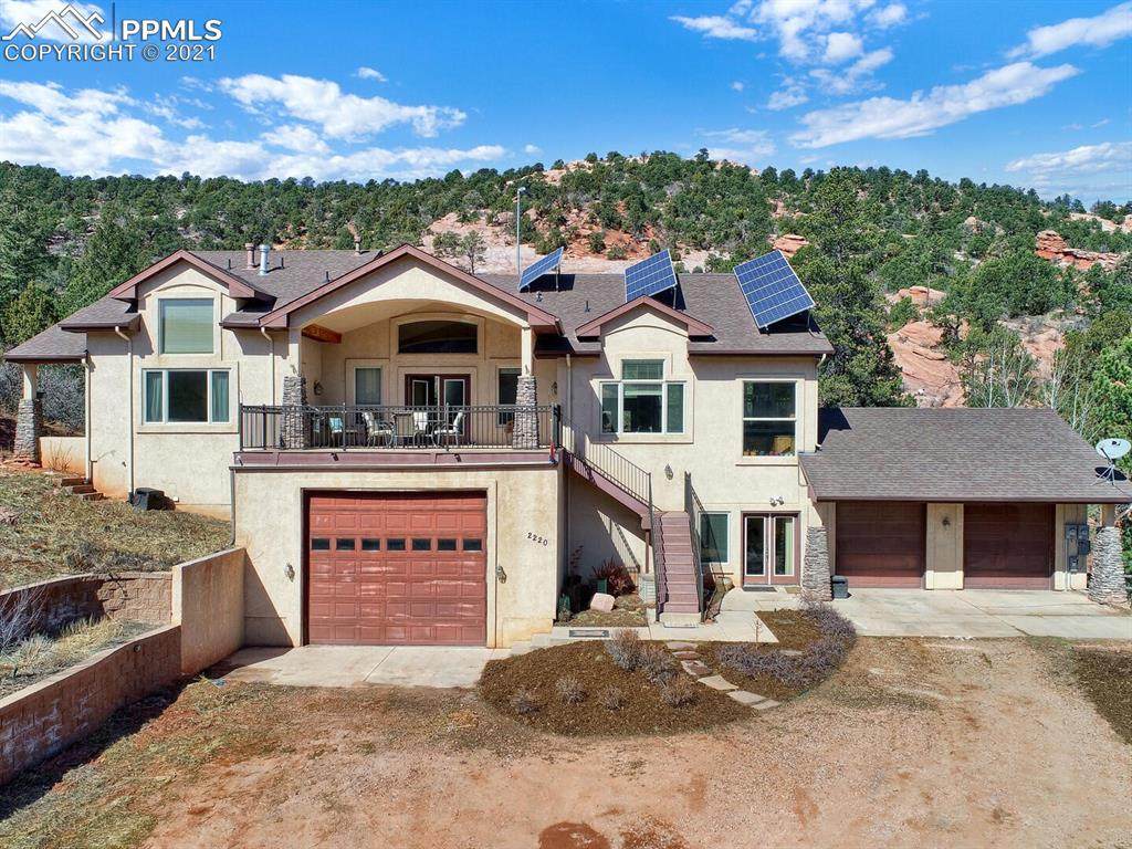 2220 La Loma Circle - Photo 1