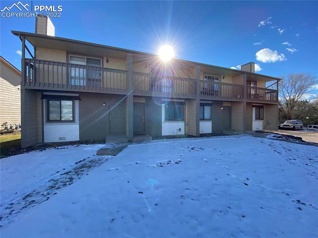 521 Comanche Village Drive - Photo 1