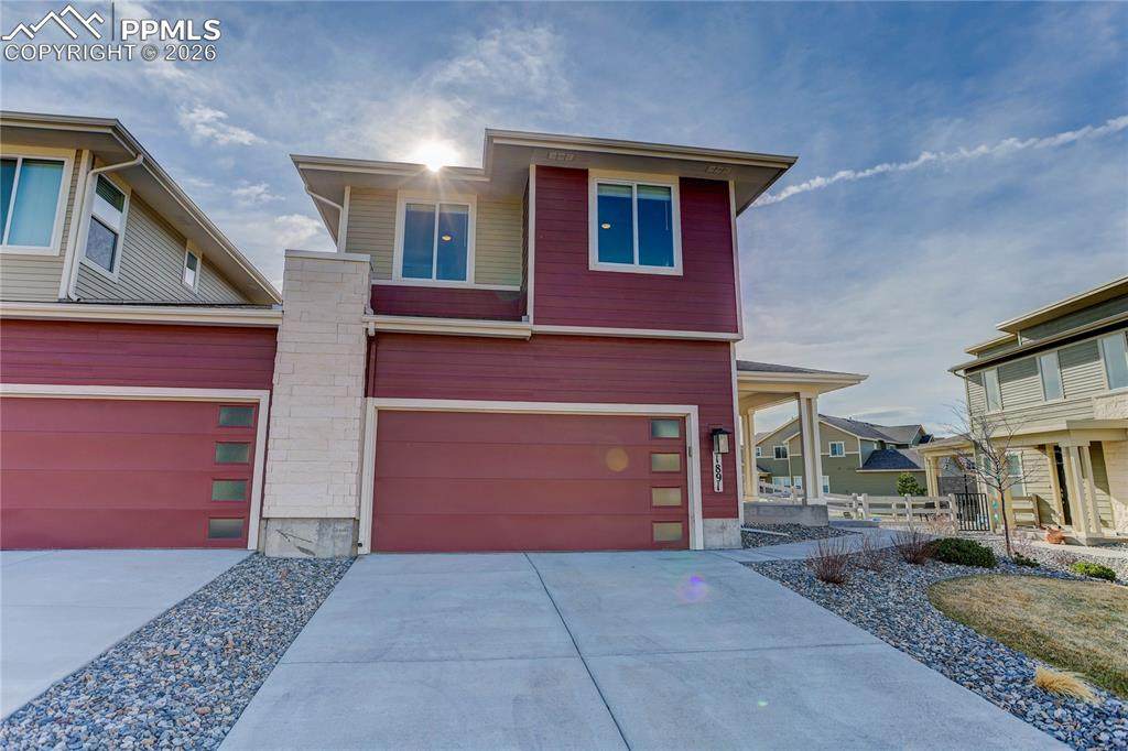 1891 Peak Prairie Lane - Photo 1