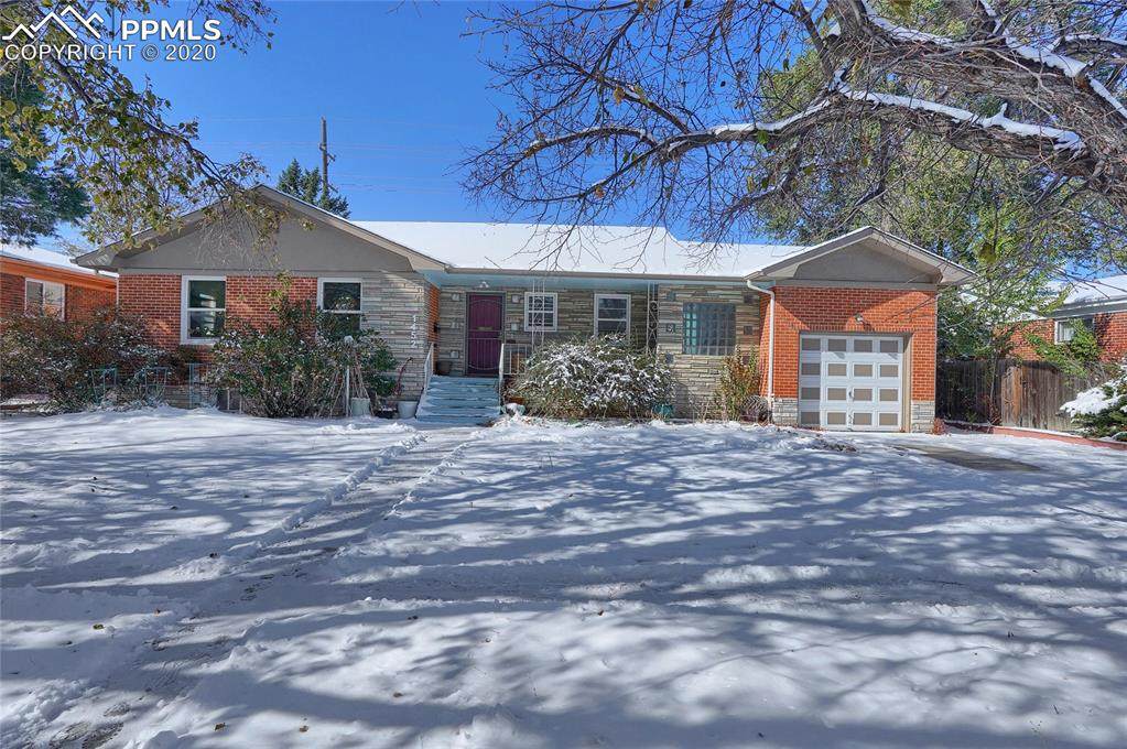 1452 Bellaire Drive - Photo 1