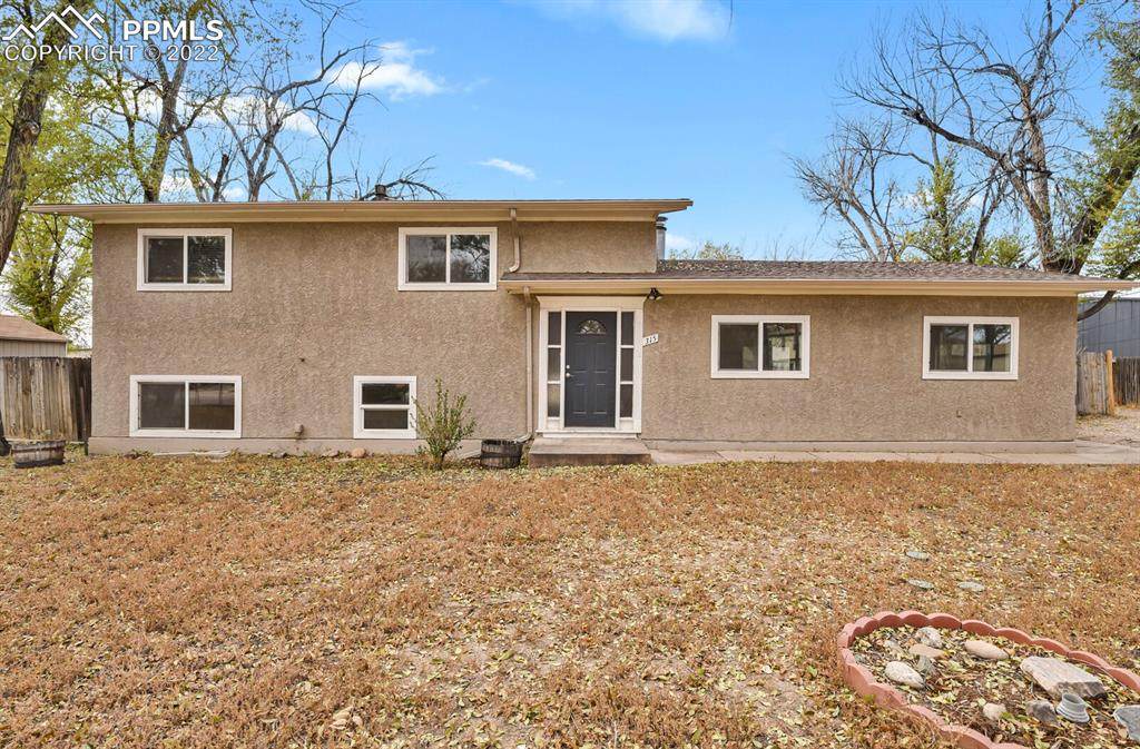 315 Race Street - Photo 1
