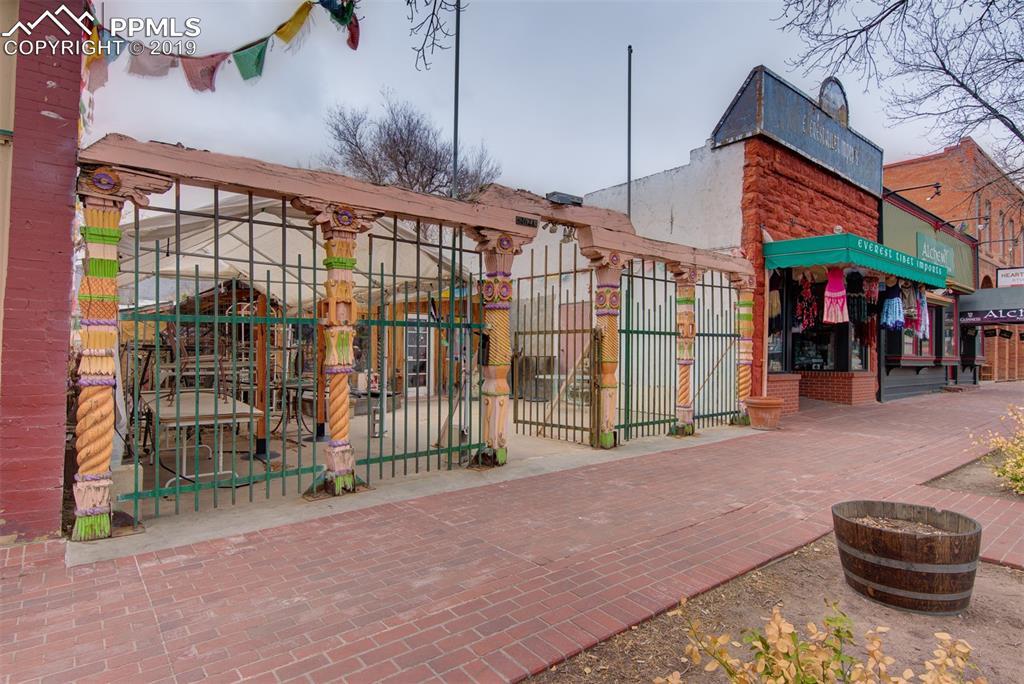 2623 Colorado Avenue - Photo 1