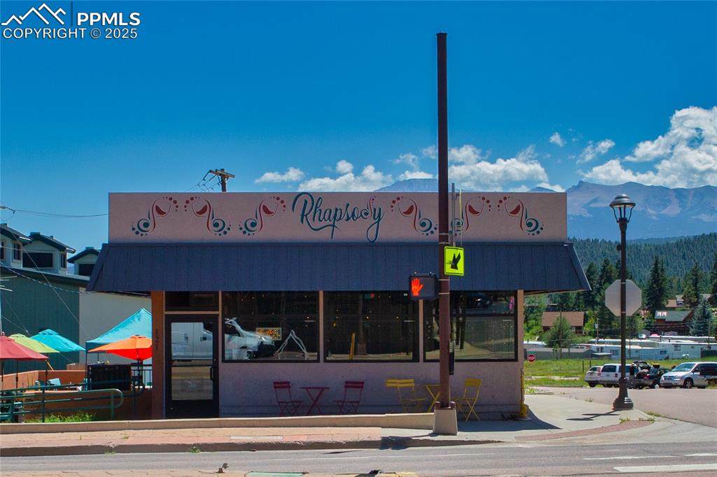 121 Midland Avenue - Photo 1