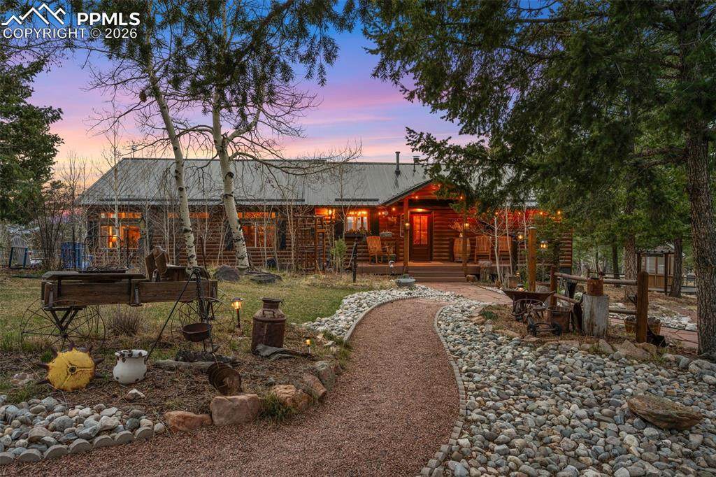 1366 Vagabond Creek Drive - Photo 1