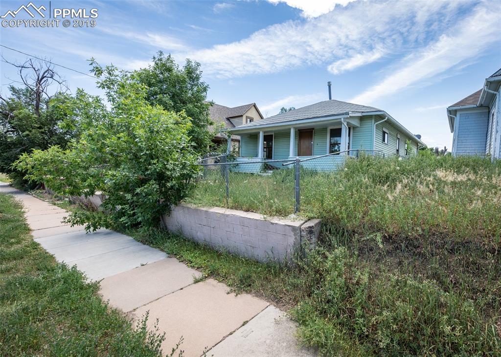 1017 Costilla Street - Photo 1
