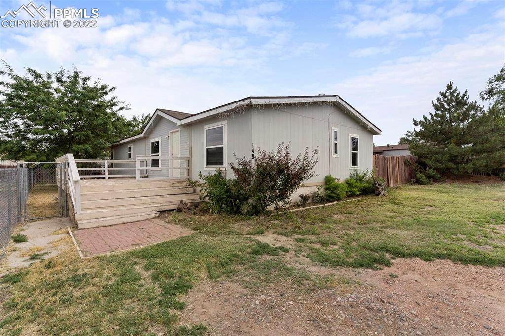 148 Hemlock Drive - Photo 1