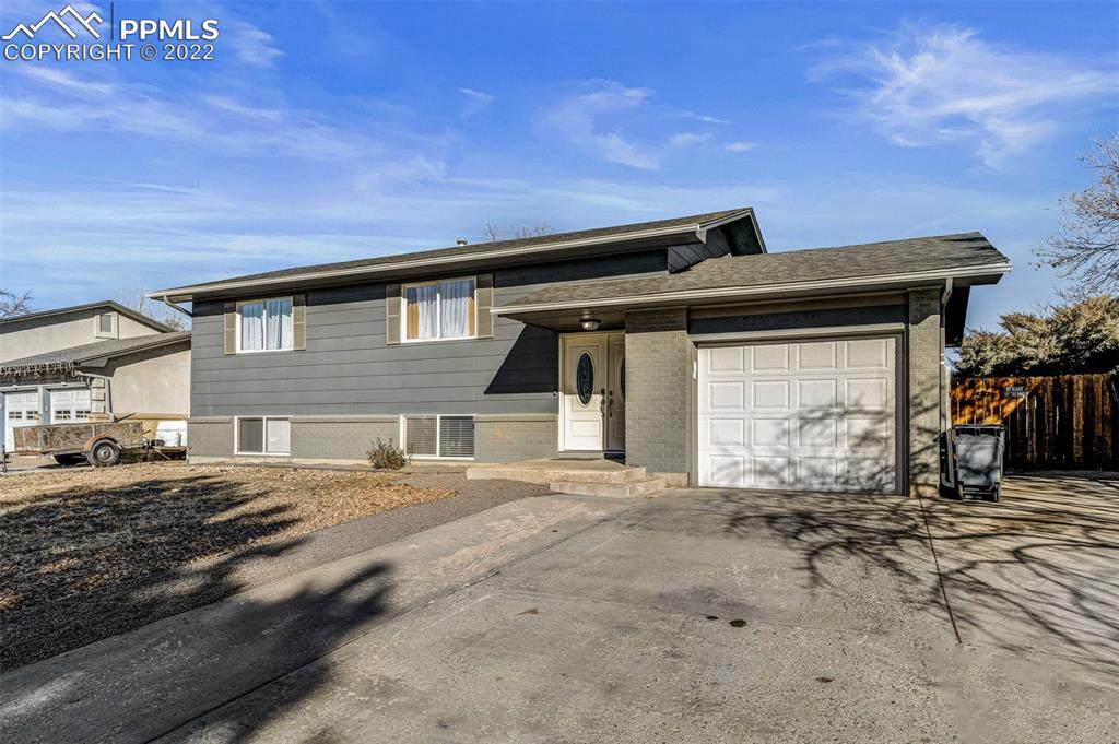 7356 Colonial Drive - Photo 1