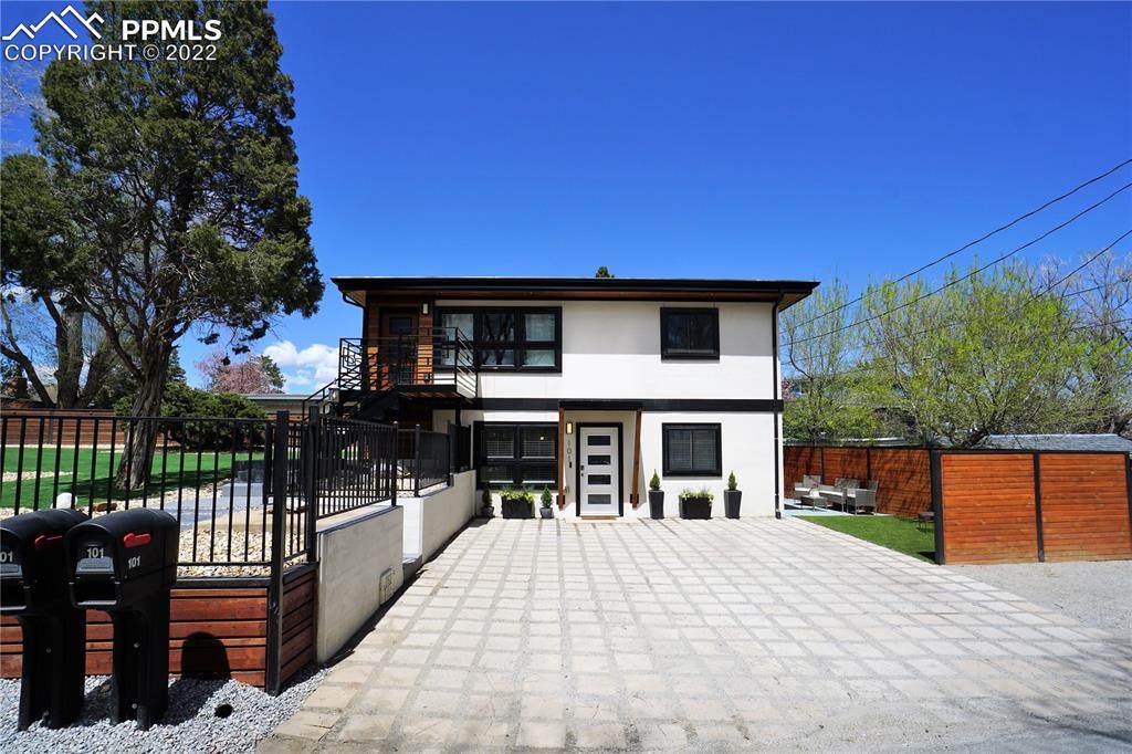 511 Hilltop Drive - Photo 1