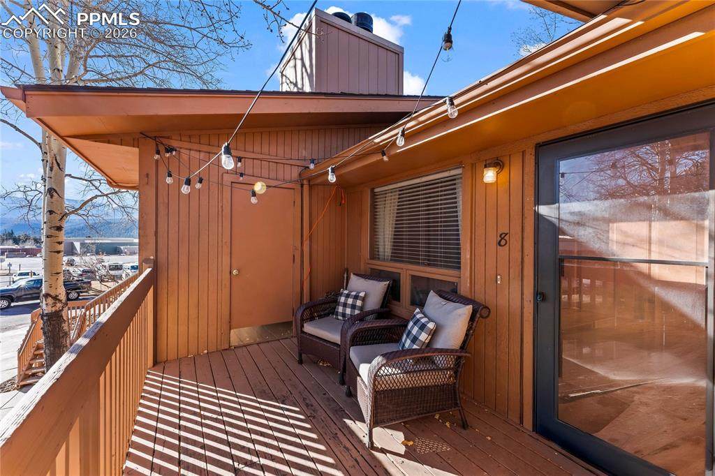 401 Forest Edge Road - Photo 1