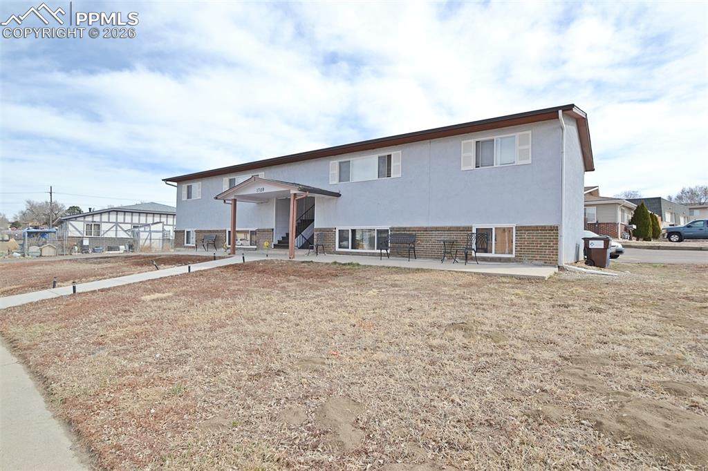 1709 Hampton - Photo 1