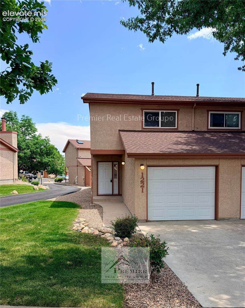 1221 Holland Park Boulevard - Photo 1