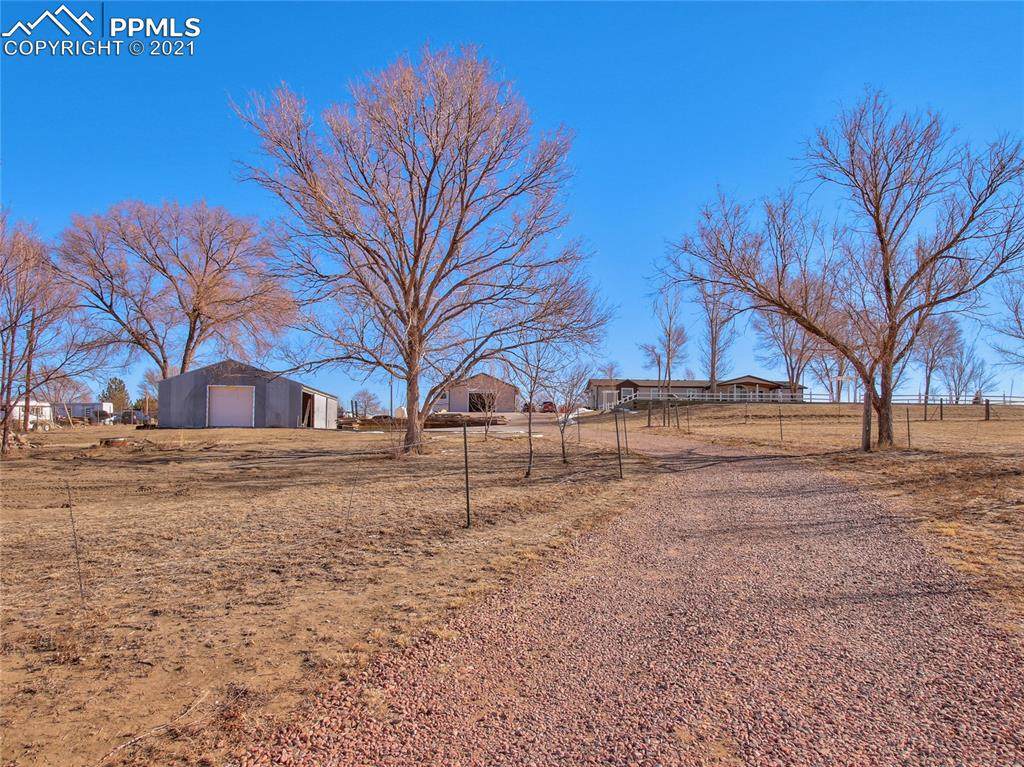 9385 Link Road - Photo 1