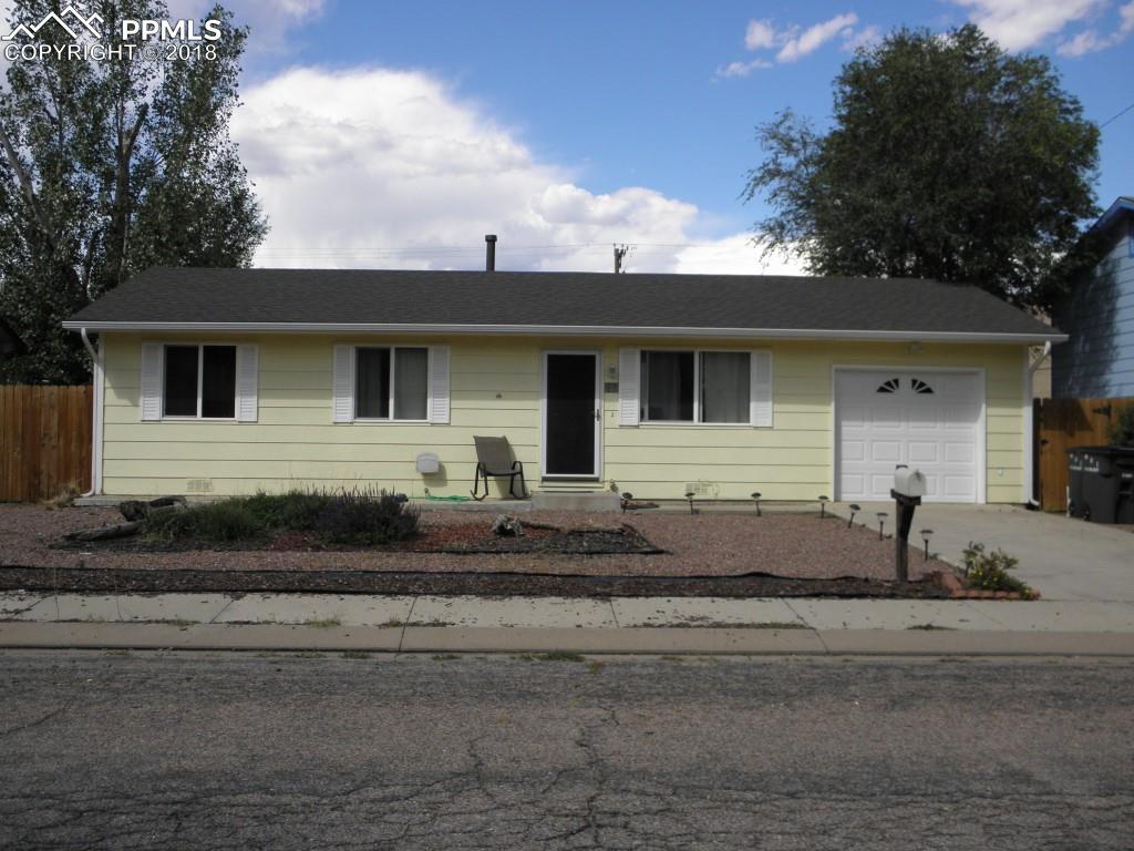 307 Iris Drive - Photo 1