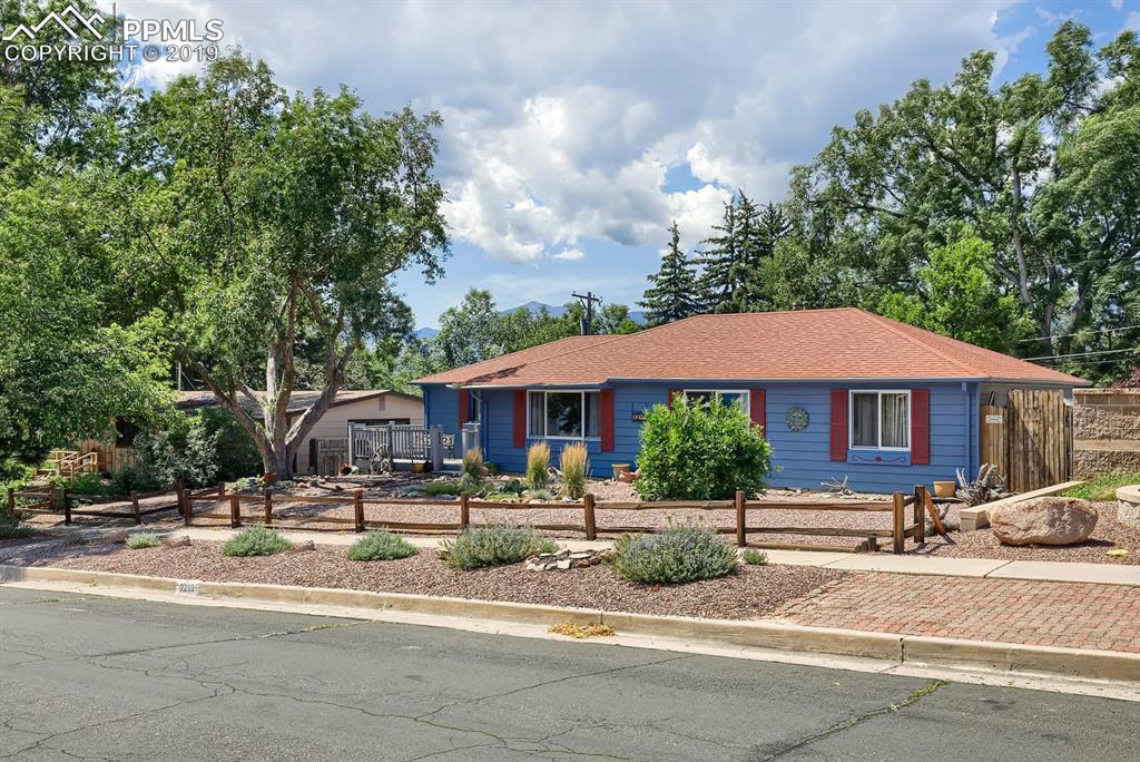 2210 Lark Drive - Photo 1