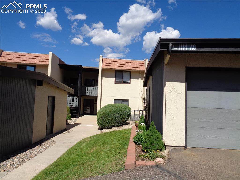 1114 Fontmore Road - Photo 1