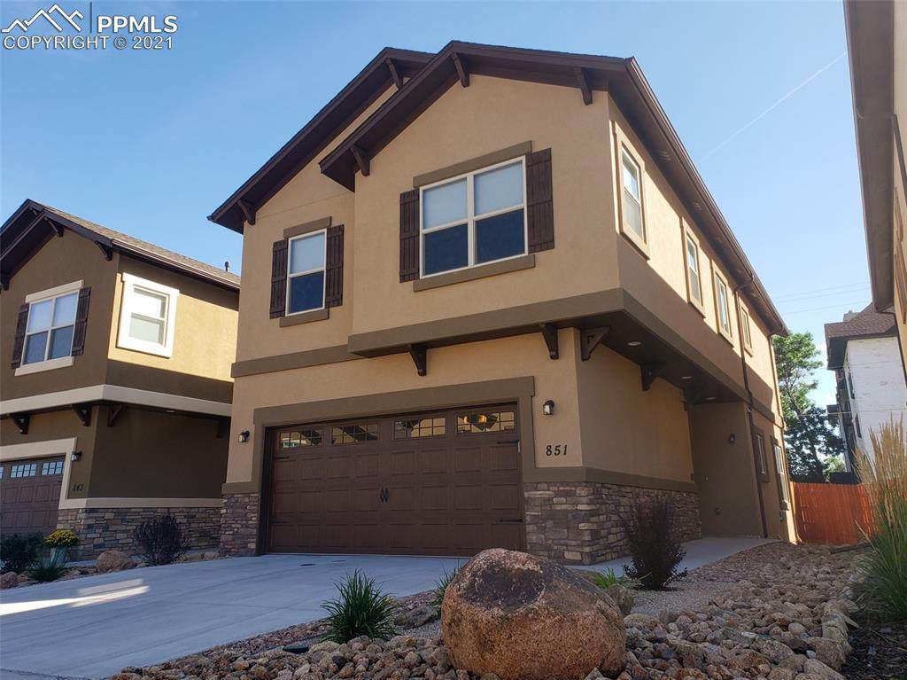 851 Redemption Point - Photo 1