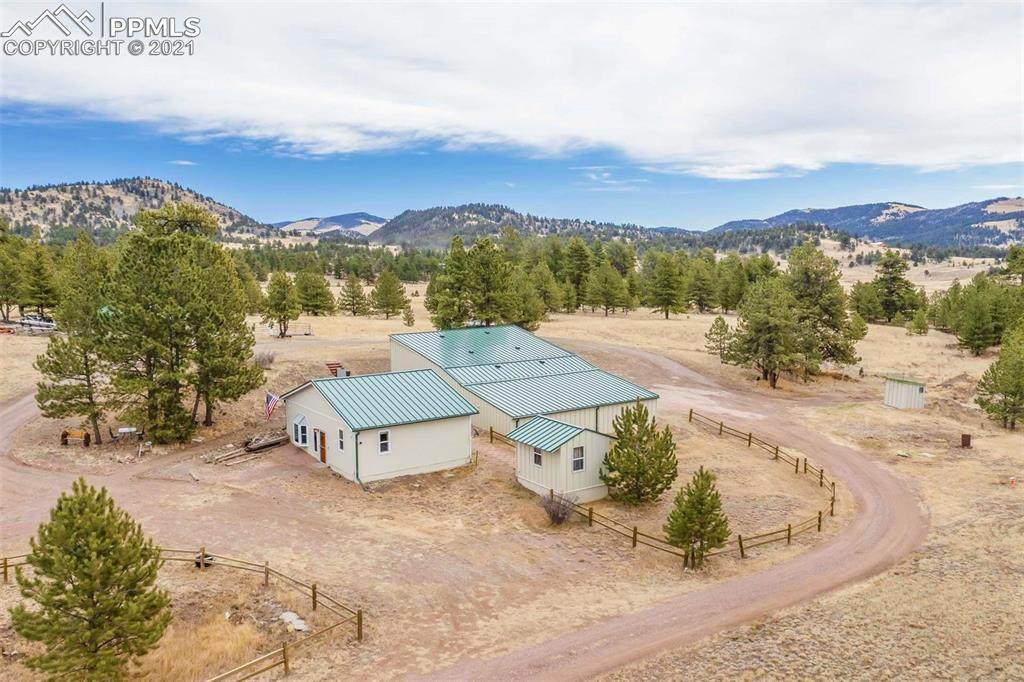 142 Cougar Lane - Photo 1