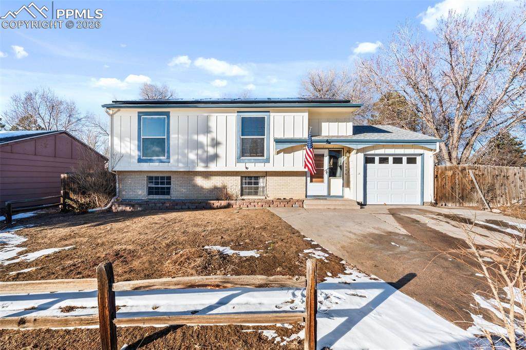 4096 London Lane - Photo 1