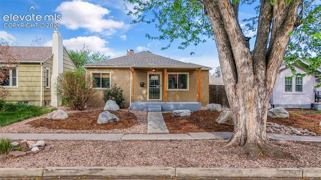 1717 Franklin Street - Photo 1