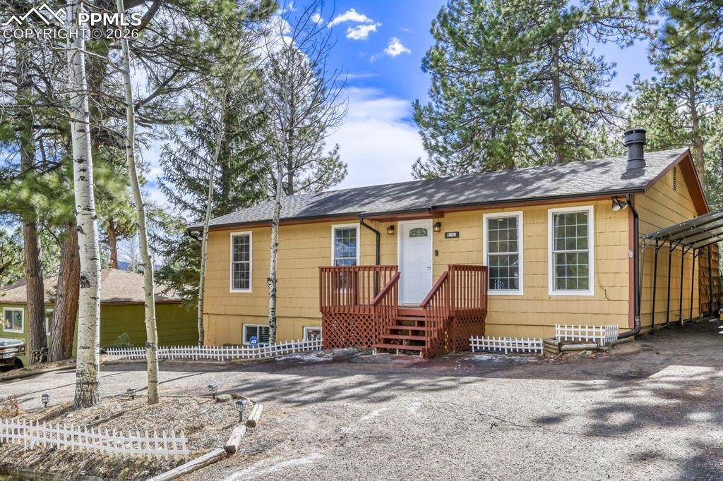 1005 Browning Avenue - Photo 1