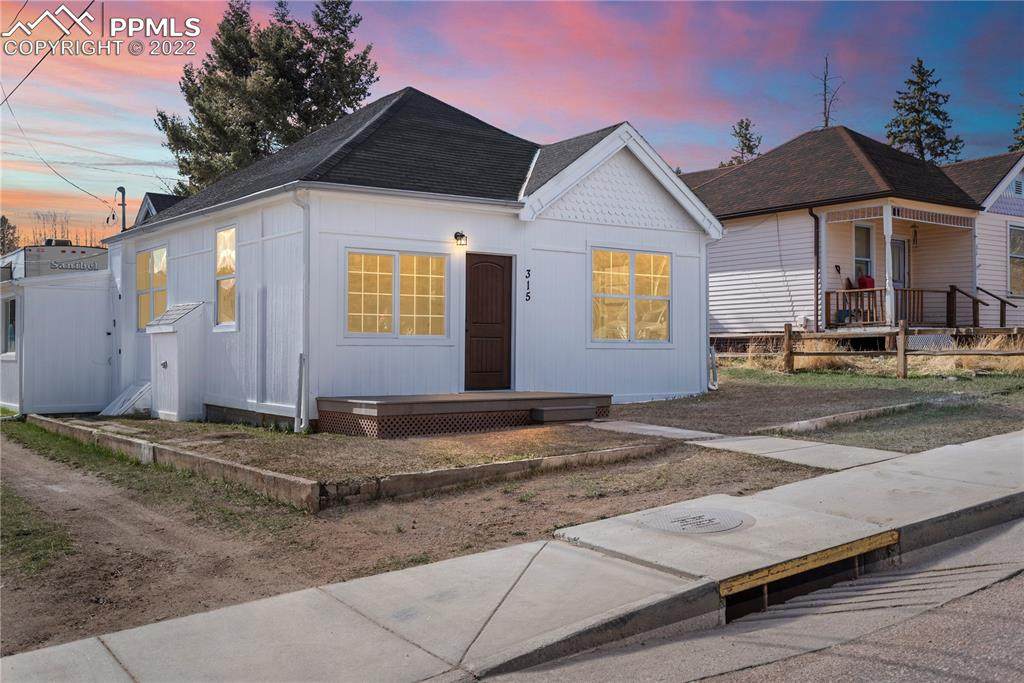 315 Second Street - Photo 1