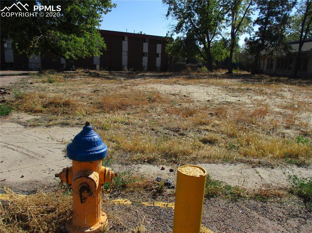 1409 Potter Drive - Photo 1