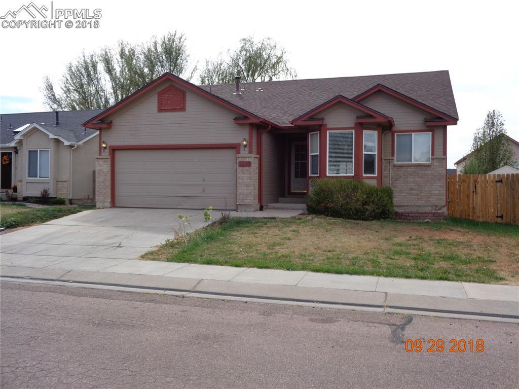 1090 Clogger Lane - Photo 1