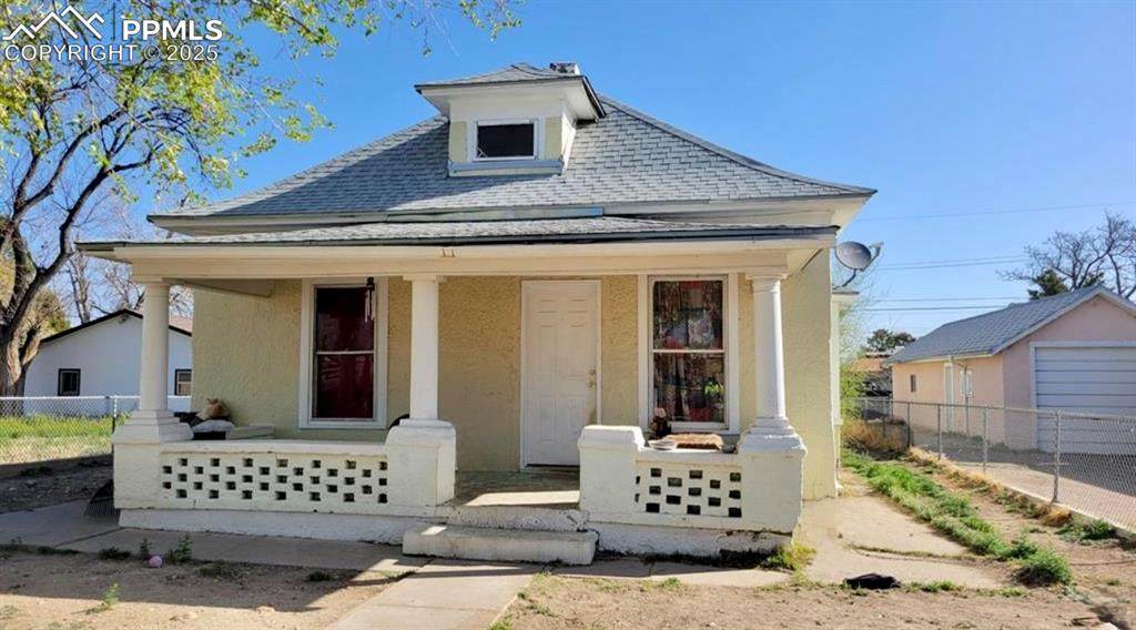 927 Veta Avenue - Photo 1