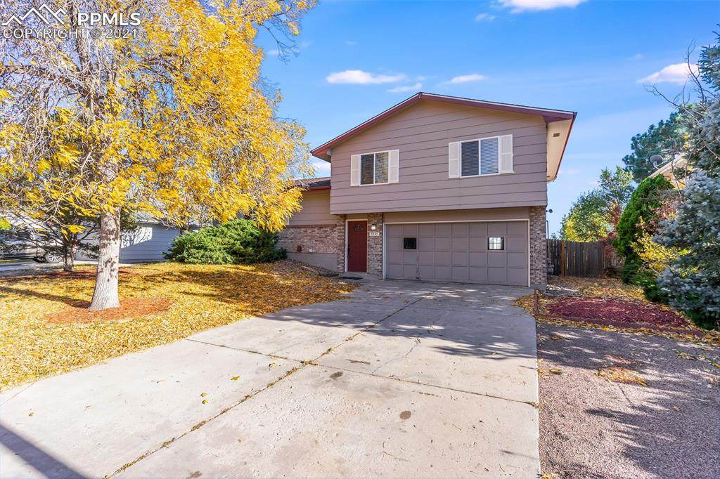 5535 Lantana Drive - Photo 1