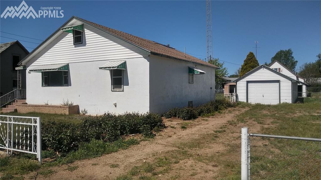 617 Ruffner Avenue - Photo 1