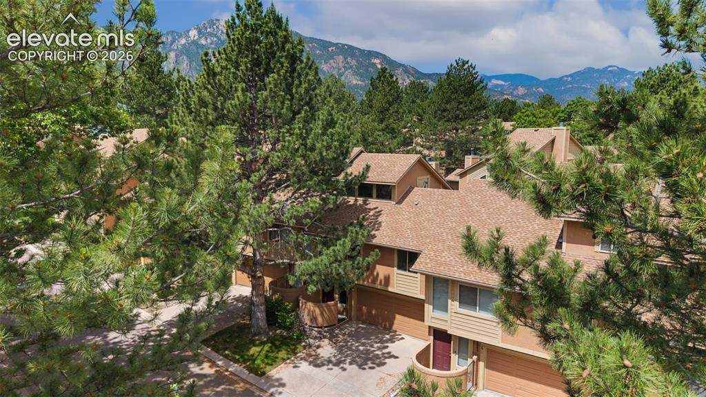 4245 Autumn Heights Drive - Photo 1