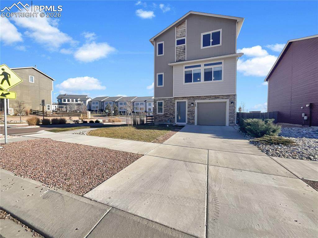 769 Grissom Drive - Photo 1