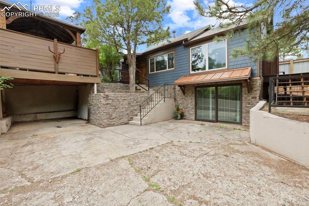 410 Laurel Street - Photo 1