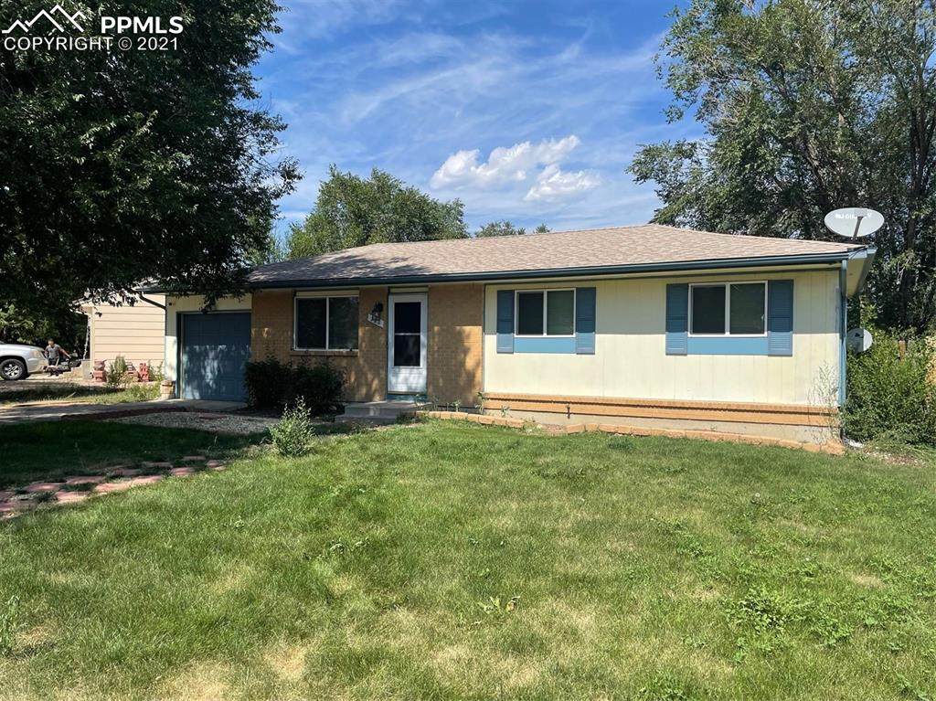 320 Longfellow Drive - Photo 1