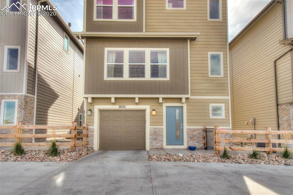 2035 Corker View - Photo 1