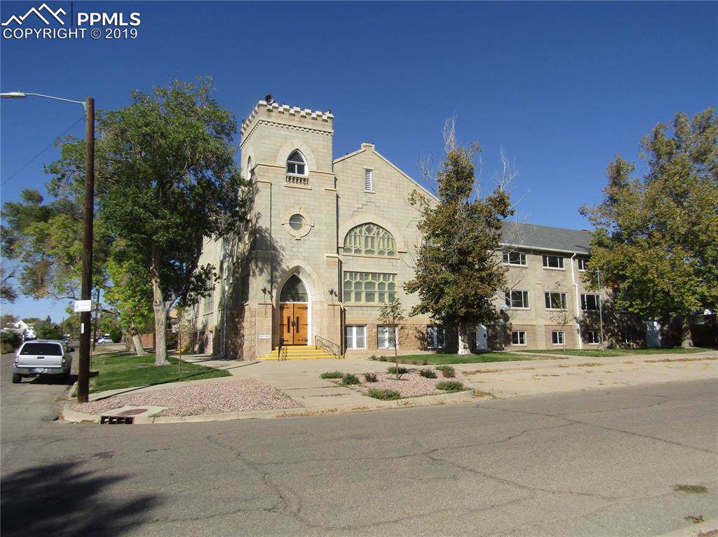 1201 7th Street - Photo 1