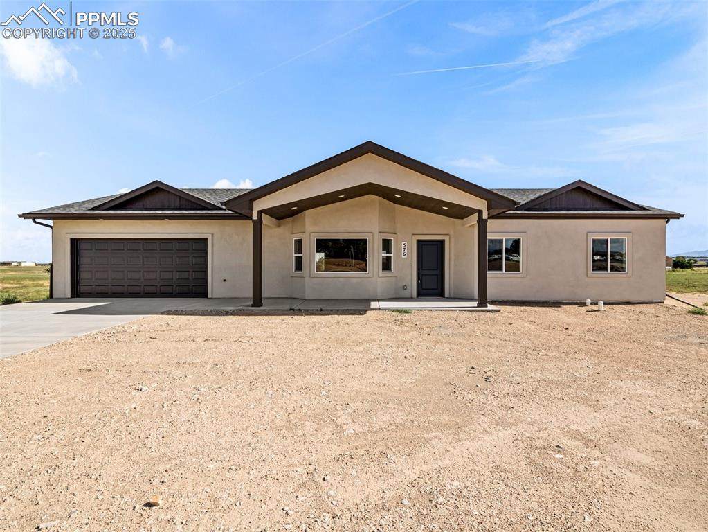 576 Earl Drive - Photo 1