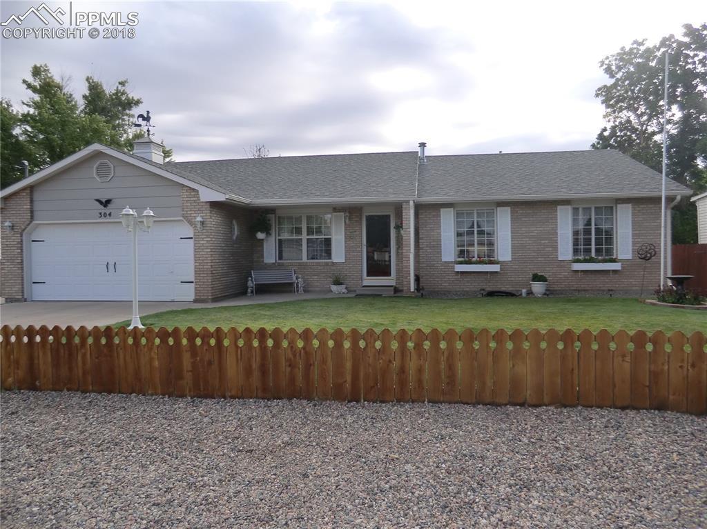 304 Greydene Avenue - Photo 1