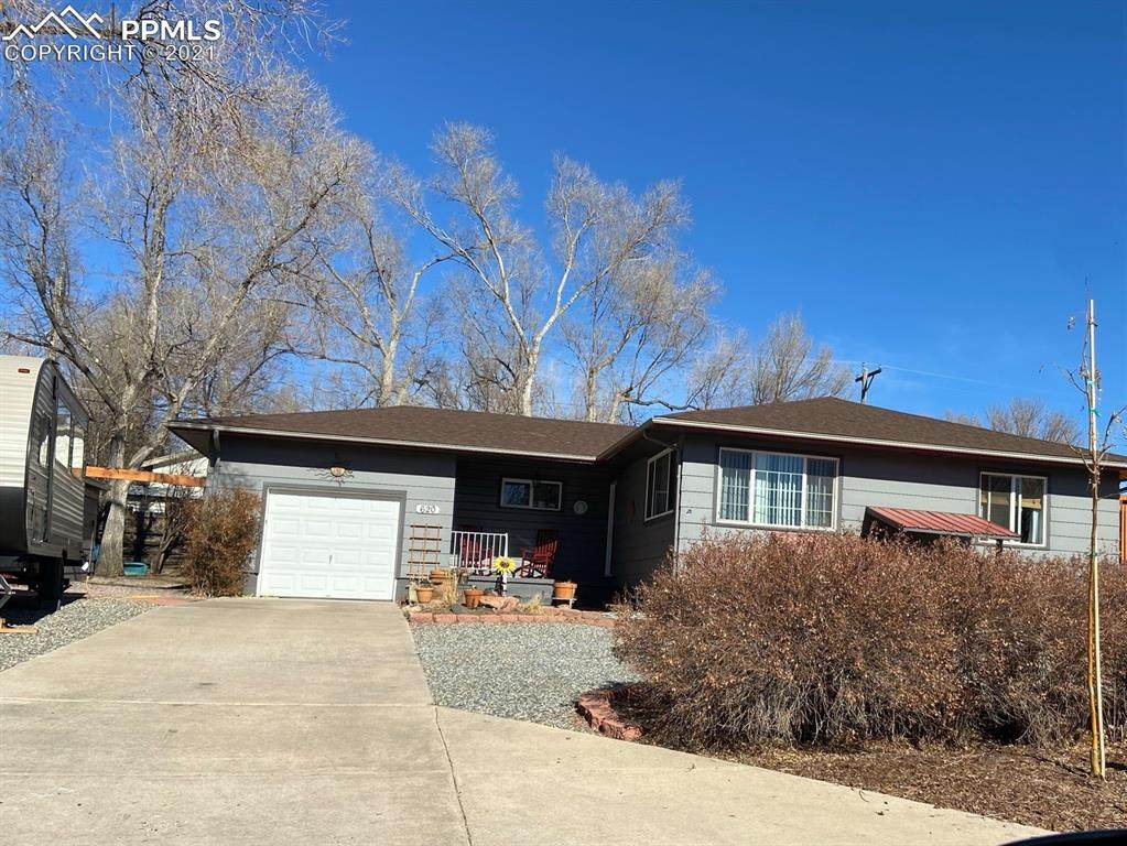 620 Pinon Drive - Photo 1
