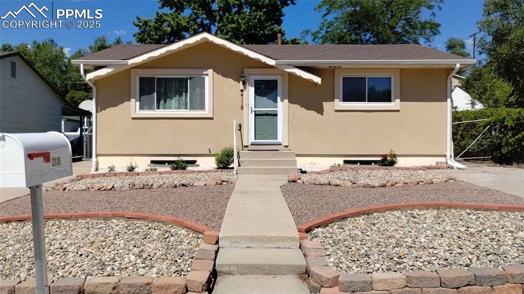 2118 Chestnut Street - Photo 1
