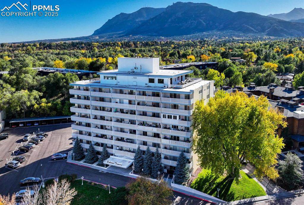 900 Saturn Drive - Photo 1