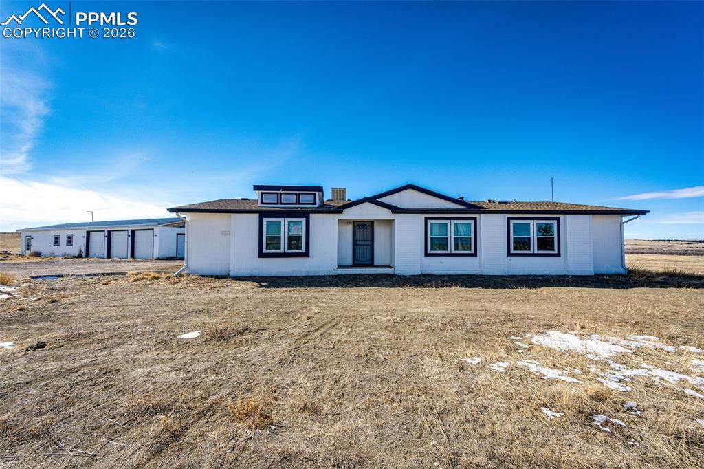 26101 Flower Circle - Photo 1