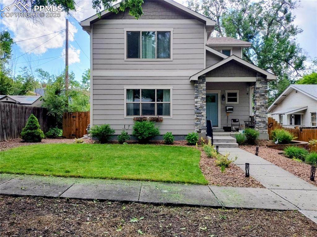 208 Custer Avenue - Photo 1