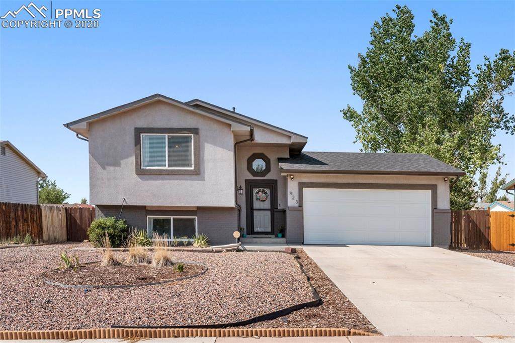 923 Rancher Drive - Photo 1