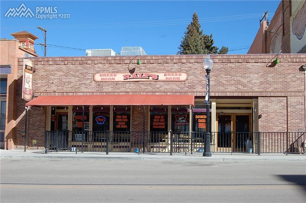 411 Bennett Avenue - Photo 1