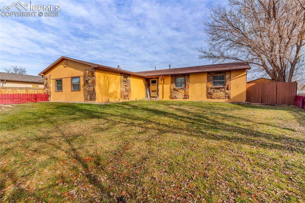 1115 Barr Avenue - Photo 1